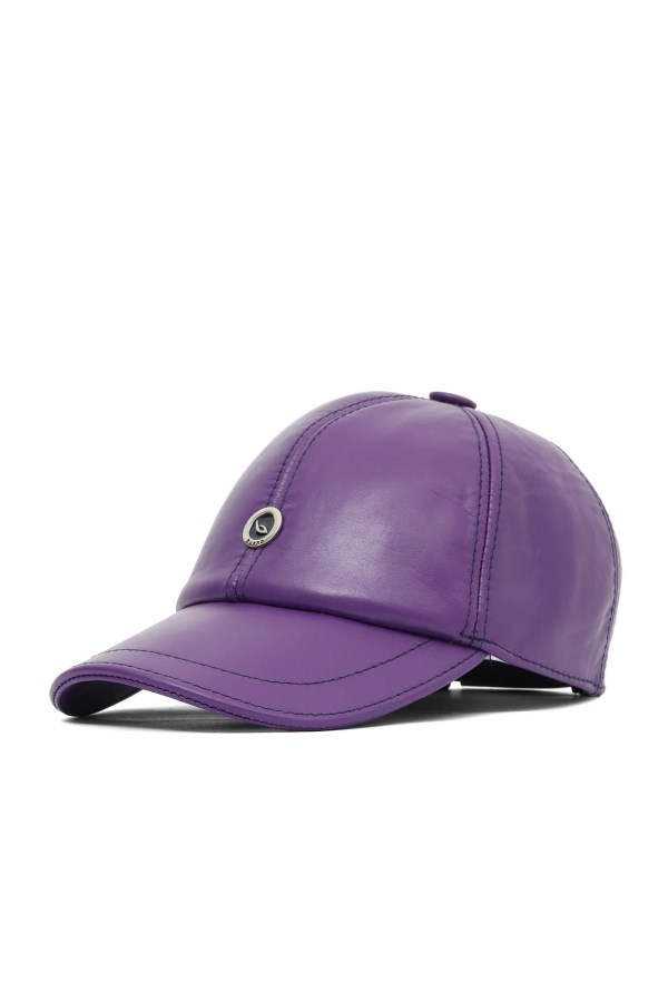 PURPLE HATS WOMEN