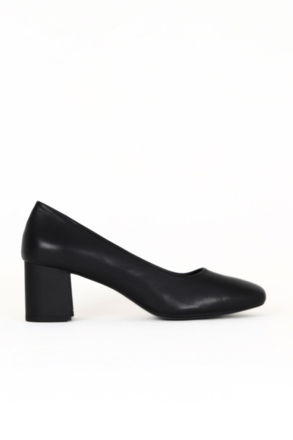 BLACK HIGH HEEL WOMEN