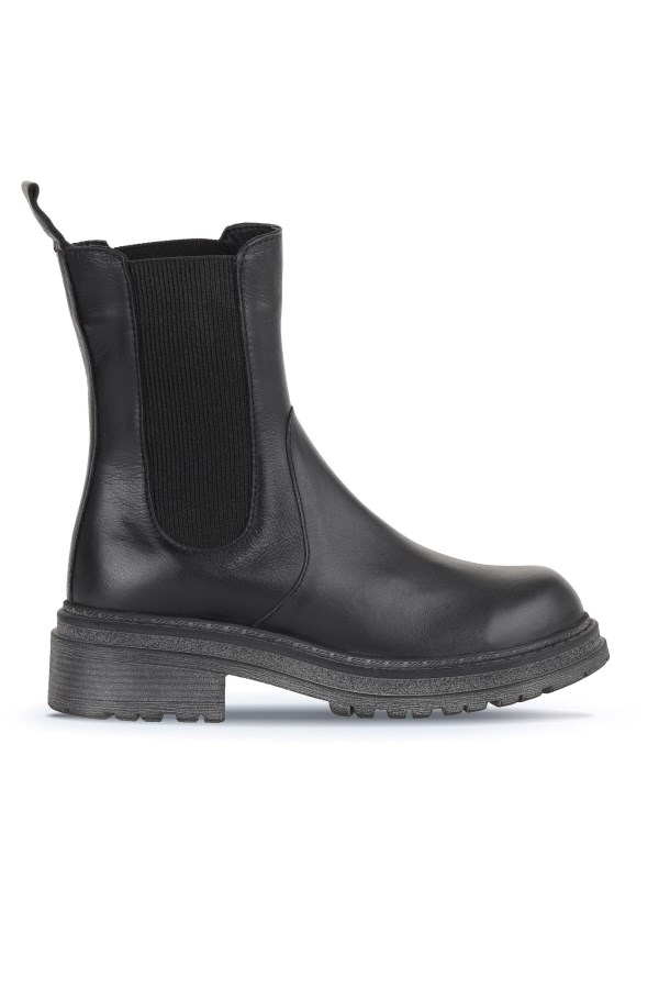 BLACK LOW HEEL WOMEN