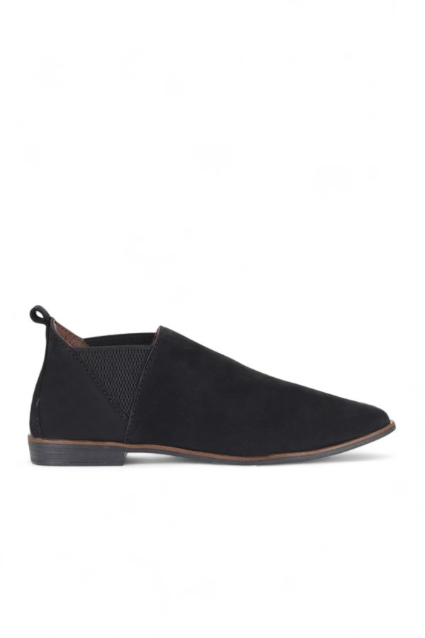 BLACK NUBUCK LOW HEEL WOMEN