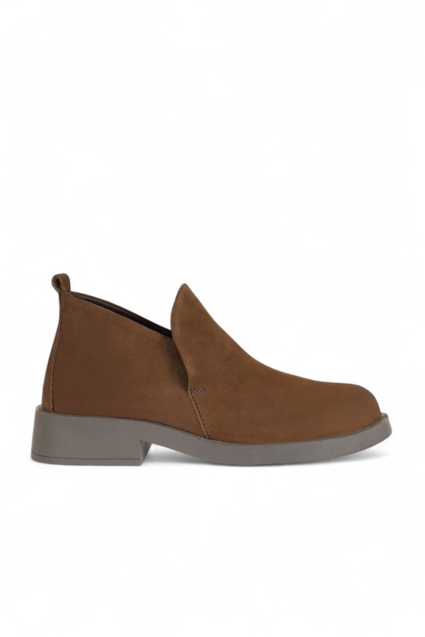 MUSCHIO NUBUCK LOW HEEL WOMEN