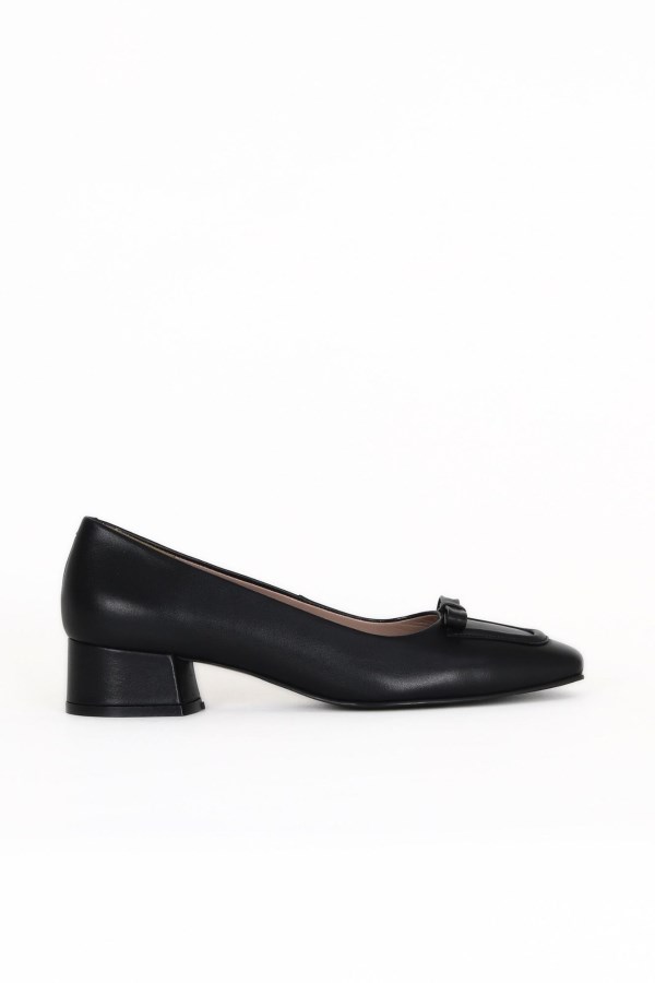 BLACK LOW HEEL WOMEN