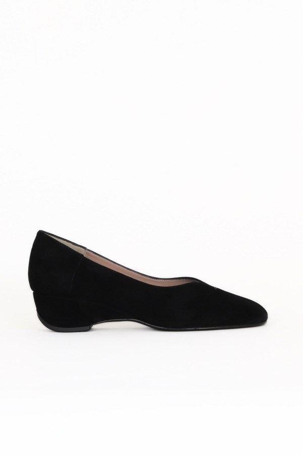 BLACK SUEDE LOW HEEL WOMEN
