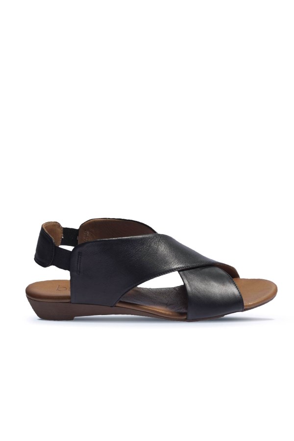BLACK SANDALS WOMEN