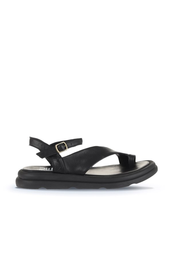BLACK SANDALS WOMEN