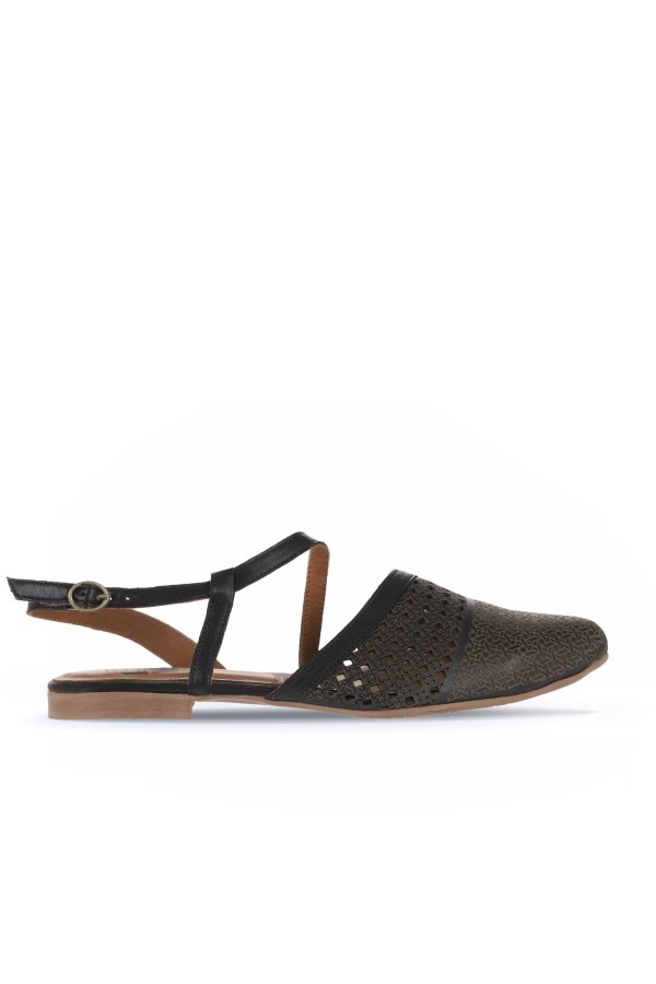 BLACK SANDALS WOMEN