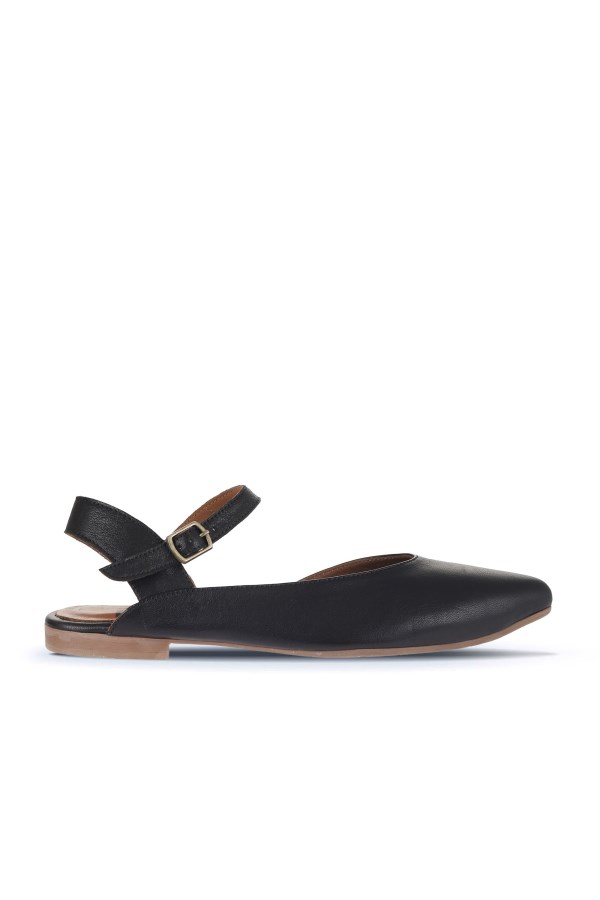 BLACK SANDALS WOMEN
