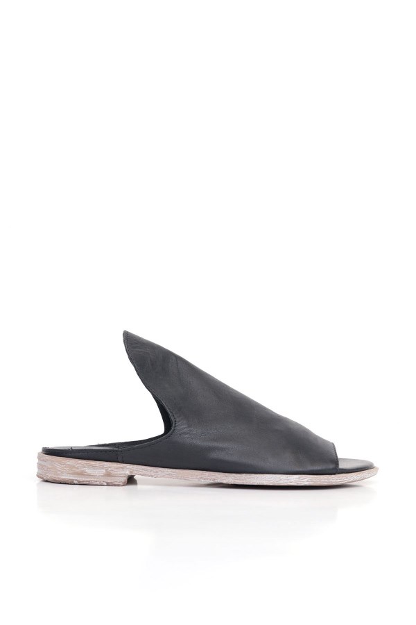 BLACK SLIPPERS WOMEN