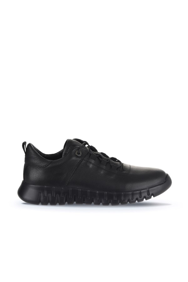 BLACK SNEAKERS MEN
