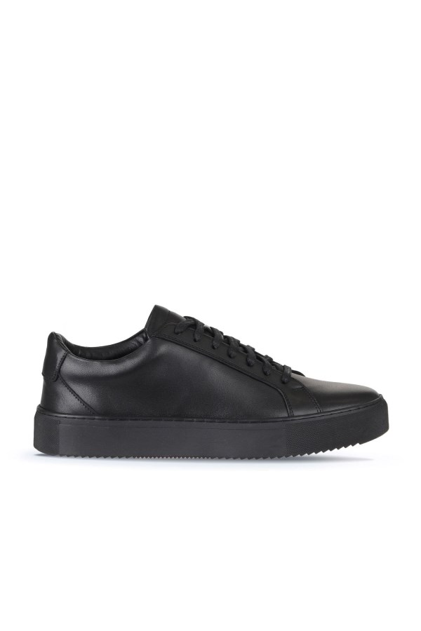 BLACK SNEAKERS MEN