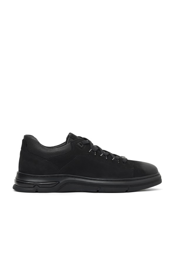 BLACK SNEAKERS MEN