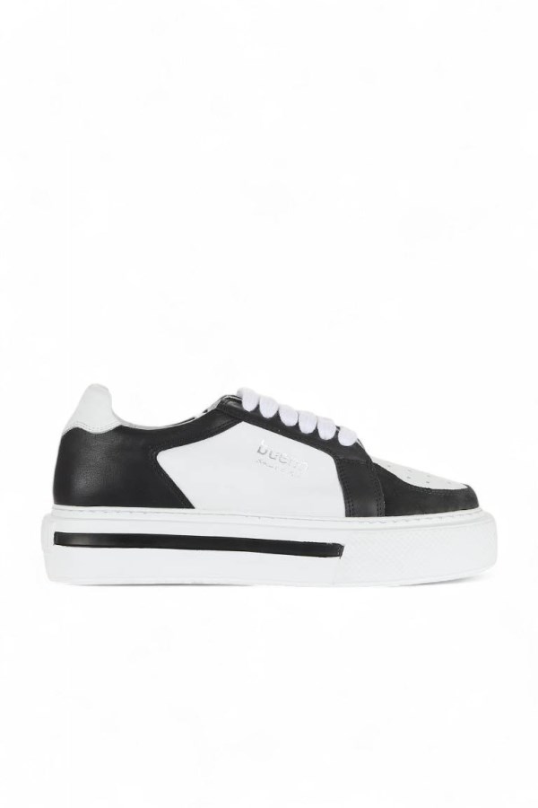 BLACK/WHITE SNEAKERS WOMEN